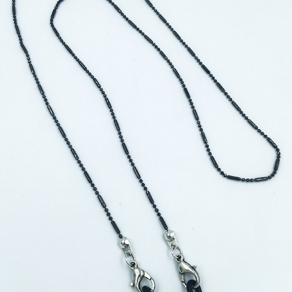'Minimal' metallic chain